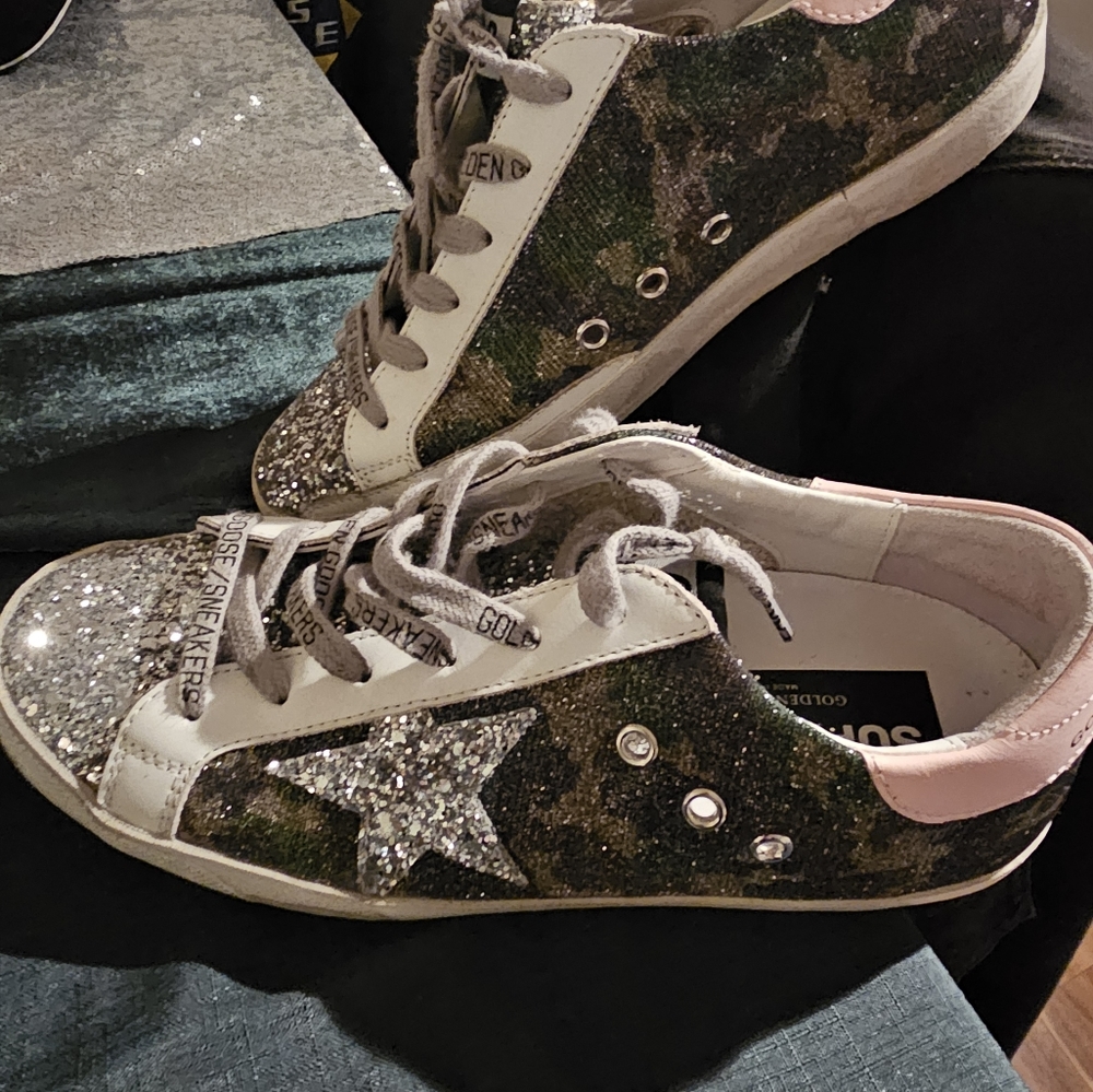 Authentic Golden Goose super star